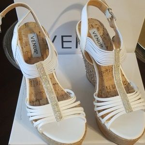 Women Corkscrew heel